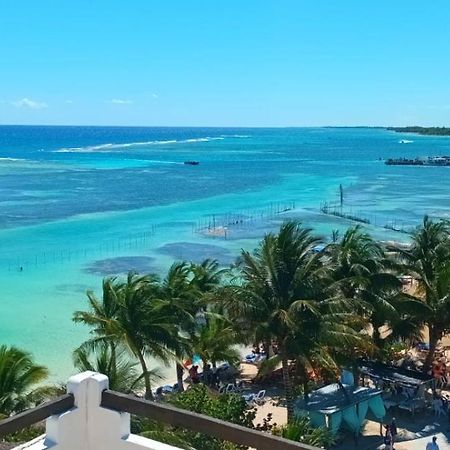 Hotel Blue Reef Frente Al Mar 마아우알 외부 사진