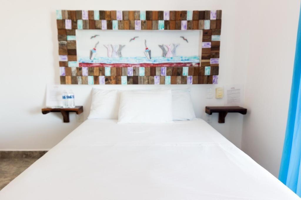 Hotel Blue Reef Frente Al Mar 마아우알 외부 사진