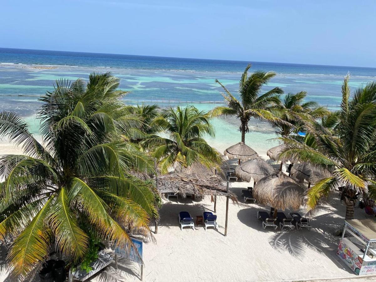 Hotel Blue Reef Frente Al Mar 마아우알 외부 사진