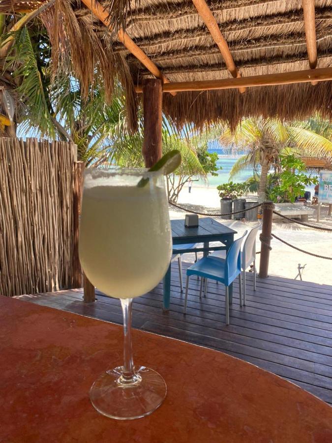 Hotel Blue Reef Frente Al Mar 마아우알 외부 사진