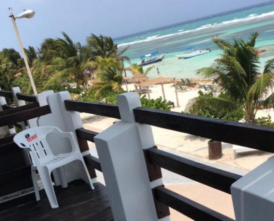 Hotel Blue Reef Frente Al Mar 마아우알 외부 사진