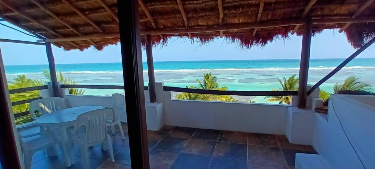 Hotel Blue Reef Frente Al Mar 마아우알 외부 사진