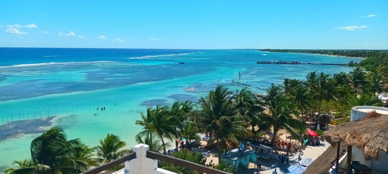 Hotel Blue Reef Frente Al Mar 마아우알 외부 사진