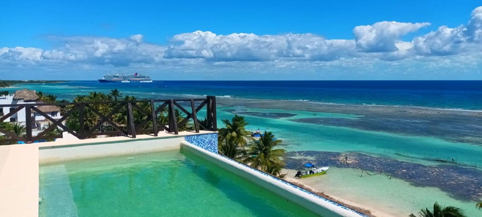 Hotel Blue Reef Frente Al Mar 마아우알 외부 사진