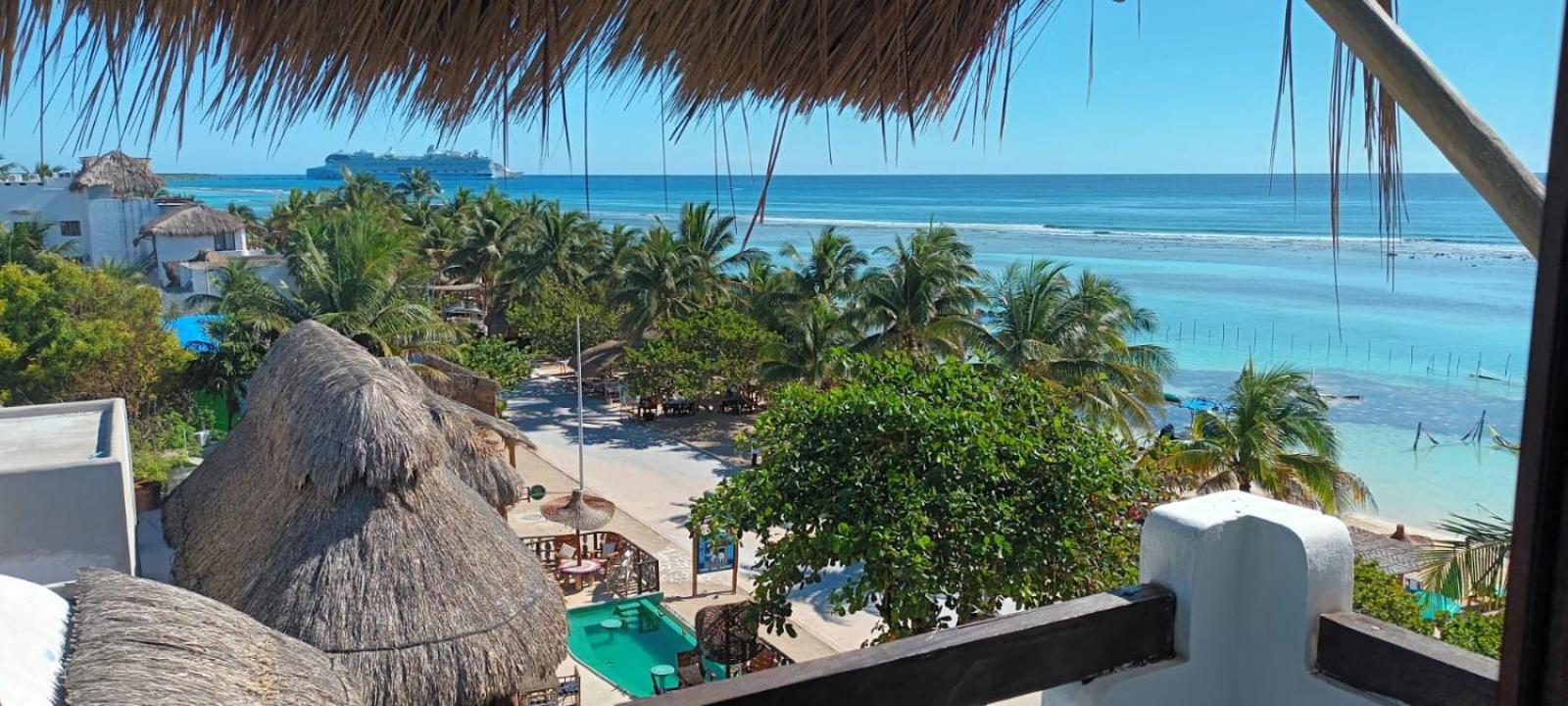 Hotel Blue Reef Frente Al Mar 마아우알 외부 사진