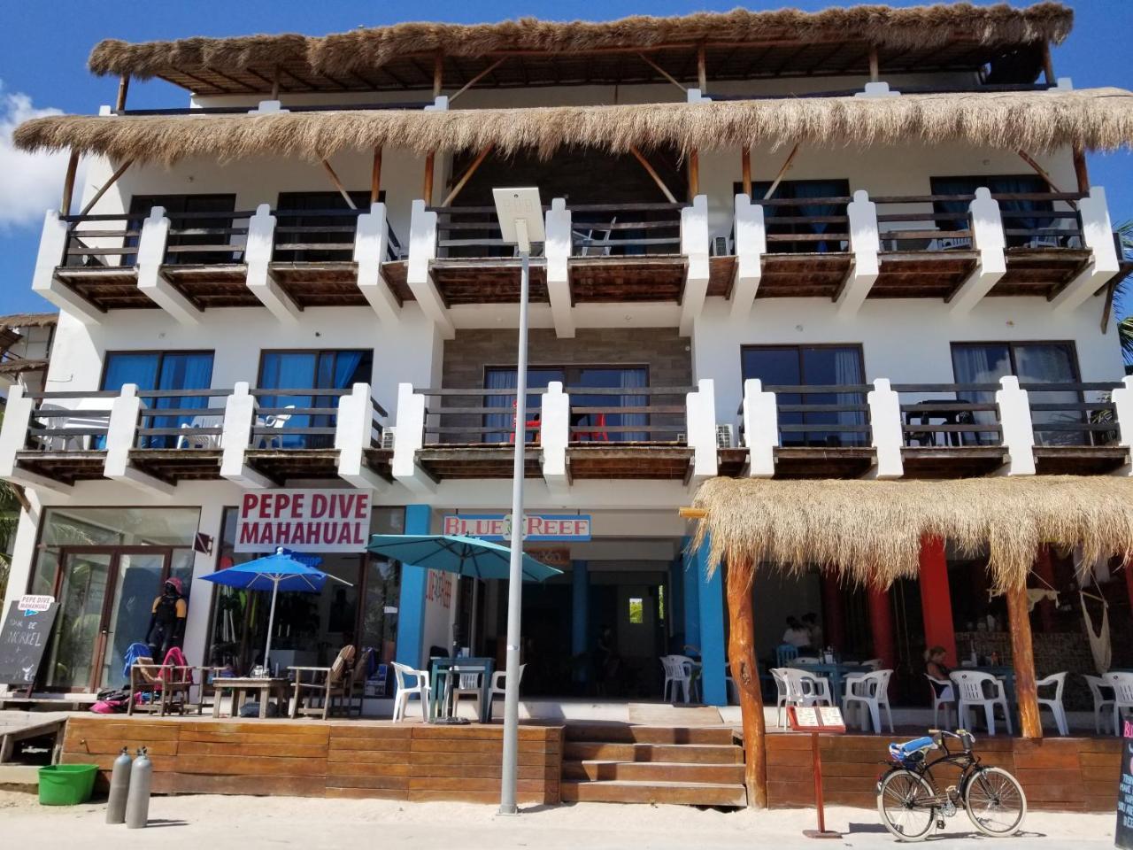 Hotel Blue Reef Frente Al Mar 마아우알 외부 사진