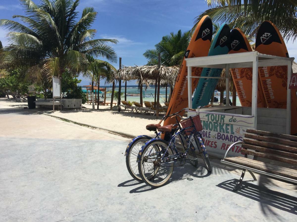 Hotel Blue Reef Frente Al Mar 마아우알 외부 사진