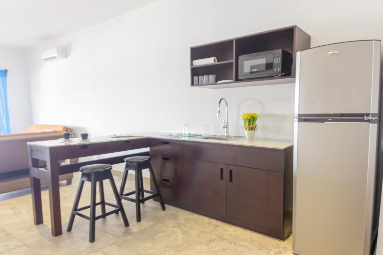 Hotel Blue Reef Frente Al Mar 마아우알 외부 사진