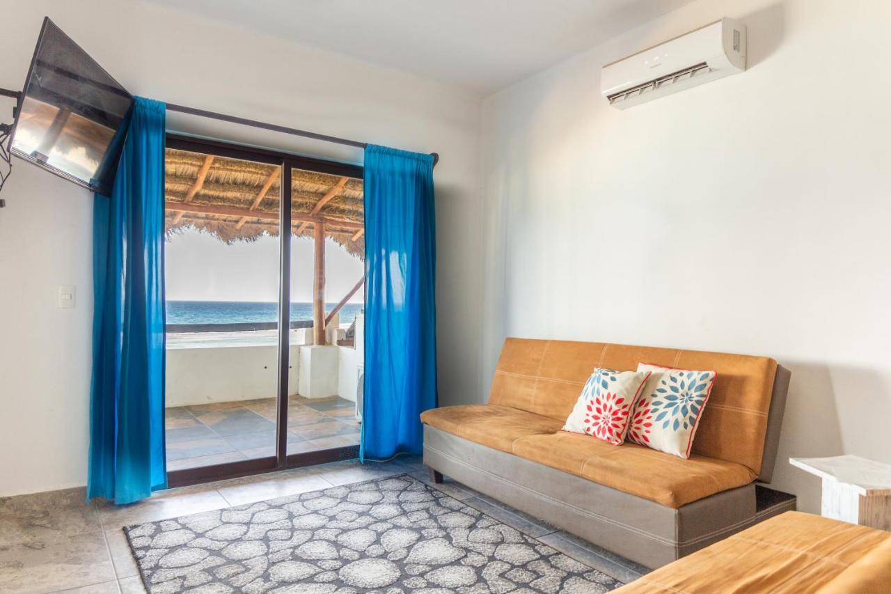 Hotel Blue Reef Frente Al Mar 마아우알 외부 사진